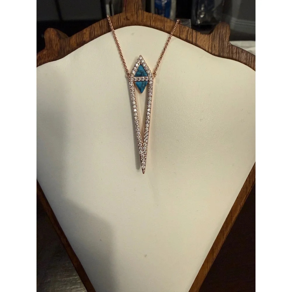 Bomb Party Shes Got Edge Turquoise Magnesite Rose Gold Necklace Dec 2023 RBP6781